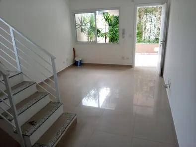 Sobrado com 2 Quartos para alugar, 80m² no Enseada, Guarujá