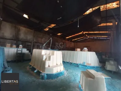 Galpão / Depósito / Armazém com 1 Quarto à venda, 60m² no Lageado, Porto Alegre