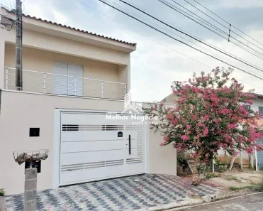 Sobrado com 4 Quartos à venda, 197m² no Parque Residencial Jaguari, Americana