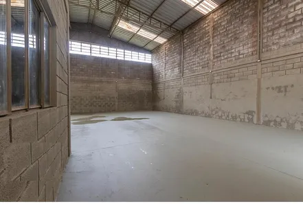 Galpão / Depósito / Armazém à venda, 300m² no Jardim Canadá, Nova Lima