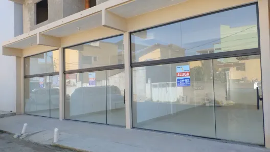 Loja / Salão / Ponto Comercial para alugar, 36m² no Village Rio das Ostras, Rio das Ostras