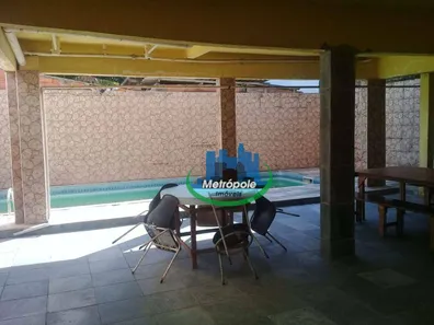 Hotel / Motel / Pousada com 11 Quartos à venda, 320m² no Enseada, Guarujá