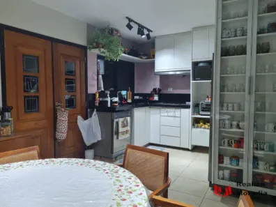 Casa de Condomínio com 4 Quartos à venda, 250m² no Colinas de São Fernando, Cotia