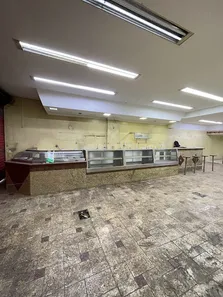 Galpão / Depósito / Armazém para alugar, 300m² no Santa Rosa, Niterói