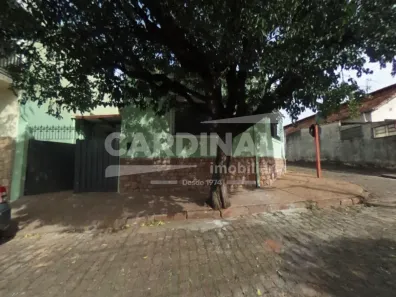 Casa com 3 Quartos para alugar, 120m² no Centro, Araraquara
