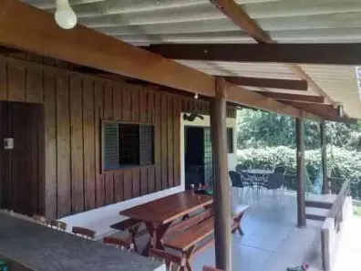 Fazenda / Sítio / Chácara com 2 Quartos à venda, 70m² no 86200000, Ibiporã