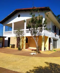 Fazenda / Sítio / Chácara com 3 Quartos à venda, 4000m² no , Igaratá
