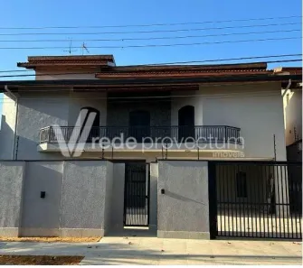 Sobrado com 4 Quartos à venda, 396m² no Jardim de Itapoan, Paulínia