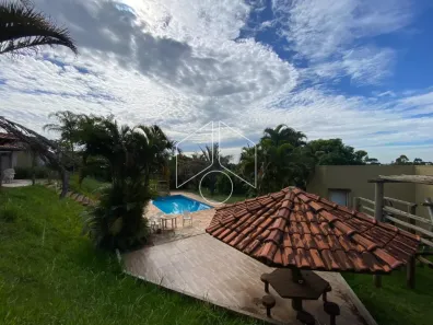 Fazenda / Sítio / Chácara com 4 Quartos para alugar, 300m² no Sítios de Recreio Santa Rosa (Padre Nóbrega), Marília