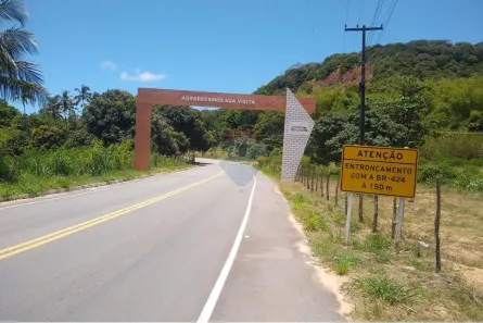 Fazenda / Sítio / Chácara com 3 Quartos à venda, 285m² no Coqueiro Seco, Coqueiro Seco