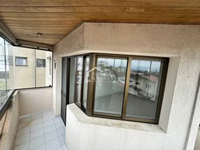 Apartamento com 2 Quartos para alugar, 103m² no Centro, Pindamonhangaba