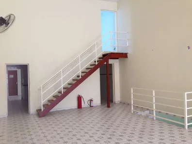 Galpão / Depósito / Armazém à venda, 400m² no Loteamento Eduardo da Silva Neto, Pindamonhangaba