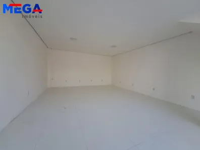 Loja / Salão / Ponto Comercial para alugar, 74m² no Luzardo Viana, Maracanaú