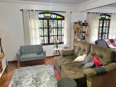 Casa com 4 Quartos à venda, 250m² no Independência, Petrópolis