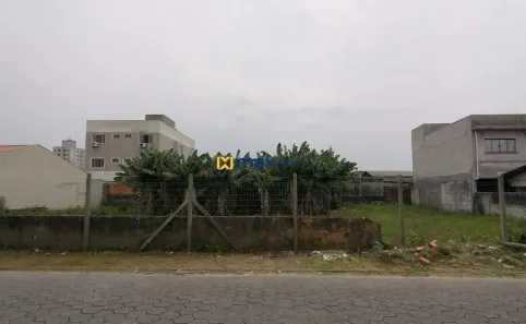 Terreno / Lote / Condomínio para alugar, 792m² no Centro, Navegantes