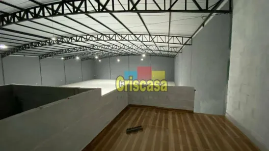 Galpão / Depósito / Armazém para alugar, 750m² no Cidade Praiana, Rio das Ostras