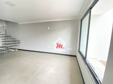 Sobrado com 2 Quartos à venda, 119m² no Velha, Blumenau