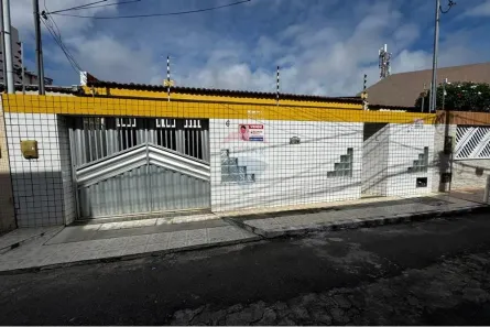 Casa com 3 Quartos à venda, 180m² no Luzia, Aracaju