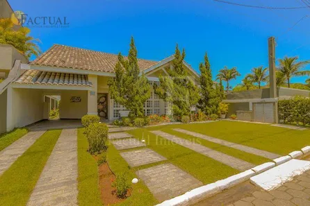 Casa de Condomínio com 5 Quartos para alugar, 385m² no Jardim Acapulco, Guarujá