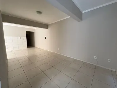 Apartamento com 2 Quartos para alugar, 70m² no Centro, Pouso Alegre