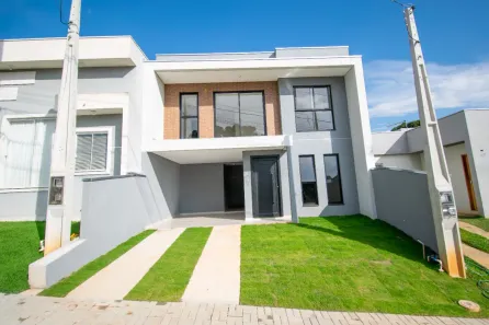 Sobrado com 3 Quartos à venda, 140m² no São Marcos, Campo Largo