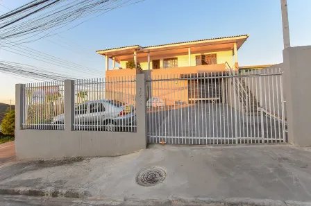 Sobrado com 3 Quartos à venda, 300m² no Vila Gilcy, Campo Largo