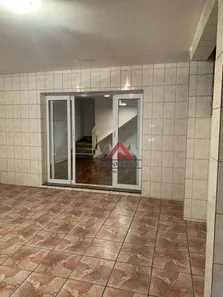 Sobrado com 3 Quartos para venda ou aluguel, 165m² no Vila Figueira, Suzano