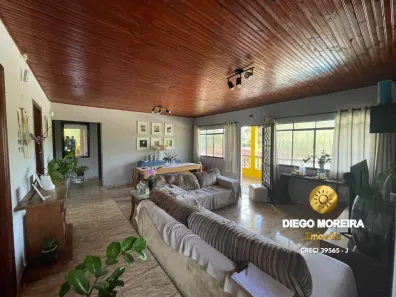 Fazenda / Sítio / Chácara com 3 Quartos à venda, 274m² no Jundiaizinho (Terra Preta), Mairiporã