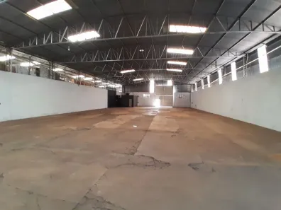 Galpão / Depósito / Armazém para alugar, 860m² no Parque Industrial, Araçatuba