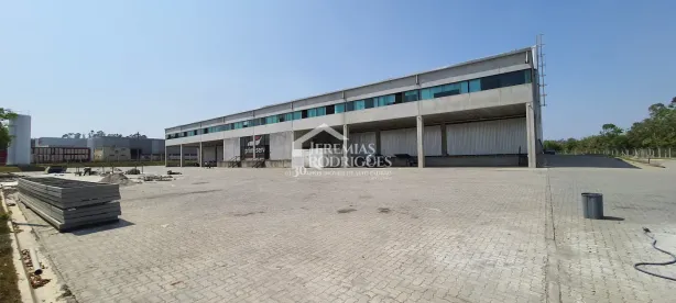 Galpão / Depósito / Armazém para alugar, 3560m² no Parque Empresarial Santa Rita, Pindamonhangaba
