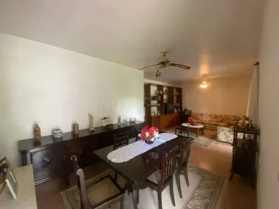 Fazenda / Sítio / Chácara com 5 Quartos à venda, 220m² no Colinas do Piracicaba (Ártemis), Piracicaba