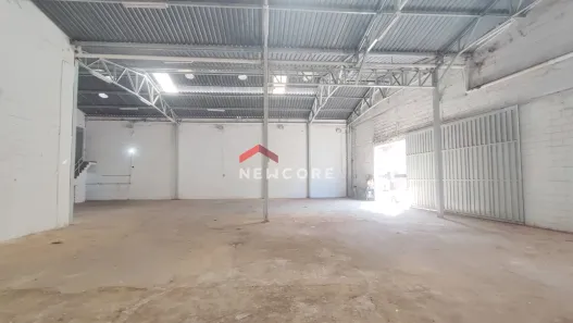 Galpão / Depósito / Armazém com 1 Quarto à venda, 540m² no Centro, Sabará