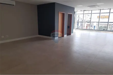 Conjunto Comercial / Sala para alugar, 80m² no Centro, Vinhedo