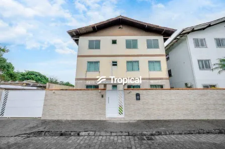 Apartamento com 3 Quartos para alugar, 110m² no Velha Central, Blumenau