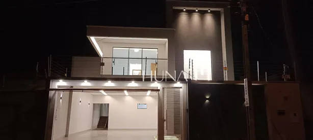 Sobrado com 3 Quartos à venda, 206m² no Setor Sol Dourado, Trindade