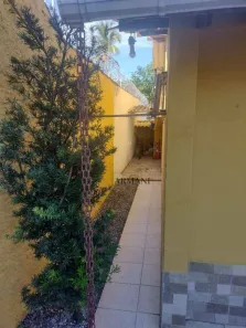 Prédio Inteiro com 6 Quartos à venda, 230m² no Jardim Virgínia, Guarujá