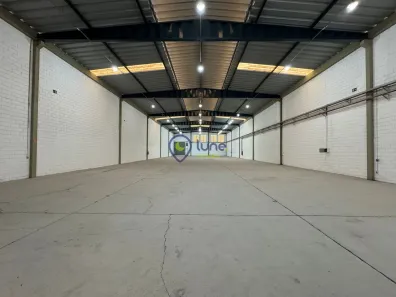 Galpão / Depósito / Armazém para alugar, 1400m² no Salto Grande, Americana
