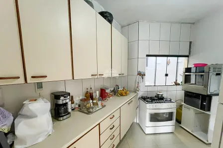 Sobrado com 4 Quartos à venda, 120m² no Osasco, Colombo