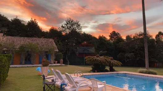 Fazenda / Sítio / Chácara com 4 Quartos para venda ou aluguel, 400m² no Machado, Ibiúna