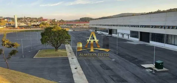 Galpão / Depósito / Armazém para alugar, 740m² no Jardim Estância Brasil, Atibaia
