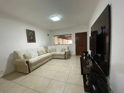 Sobrado com 3 Quartos à venda, 155m² no Jardim Aclimação, Araraquara