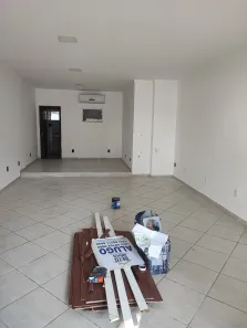Loja / Salão / Ponto Comercial para alugar, 60m² no Lagoa, Macaé
