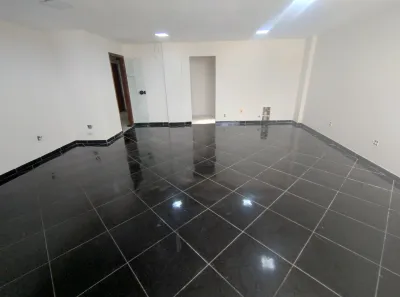 Conjunto Comercial / Sala para alugar, 50m² no Centro, Duque de Caxias