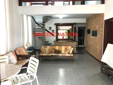 Casa com 4 Quartos para alugar, 377m² no Lagoinha, Ubatuba