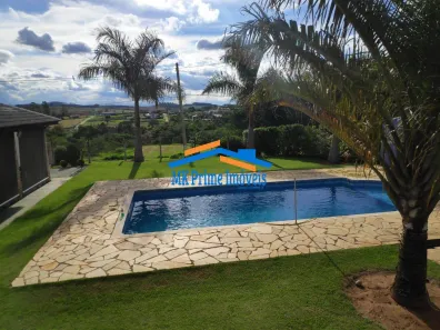 Fazenda / Sítio / Chácara com 4 Quartos à venda, 300m² no Centro, Alambari