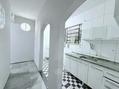Casa com 2 Quartos para alugar, 100m² no Centro, Guapimirim