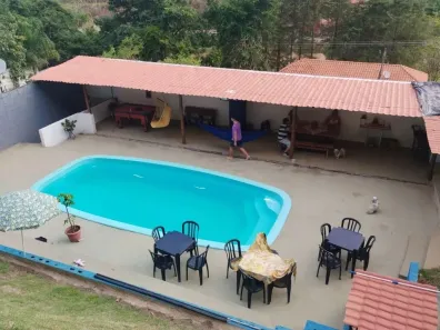 Fazenda / Sítio / Chácara com 2 Quartos à venda, 200m² no Jardim Colônia, Jacareí