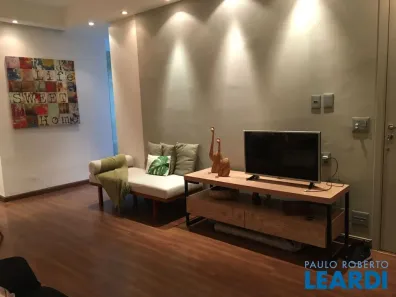 Apartamento com 3 Quartos para venda ou aluguel, 79m² no Tamboré, Barueri