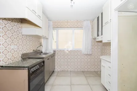 Apartamento com 2 Quartos à venda, 65m² no Centro, Curitiba