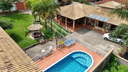 Fazenda / Sítio / Chácara com 6 Quartos à venda, 345m² no Jundiaquara, Araçoiaba da Serra